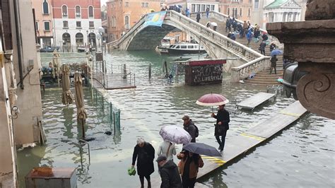 Venice walkway flooding